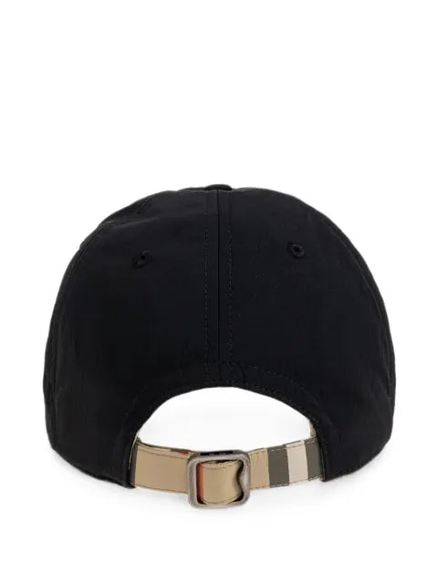 Burberry baseball cap with metal plaque