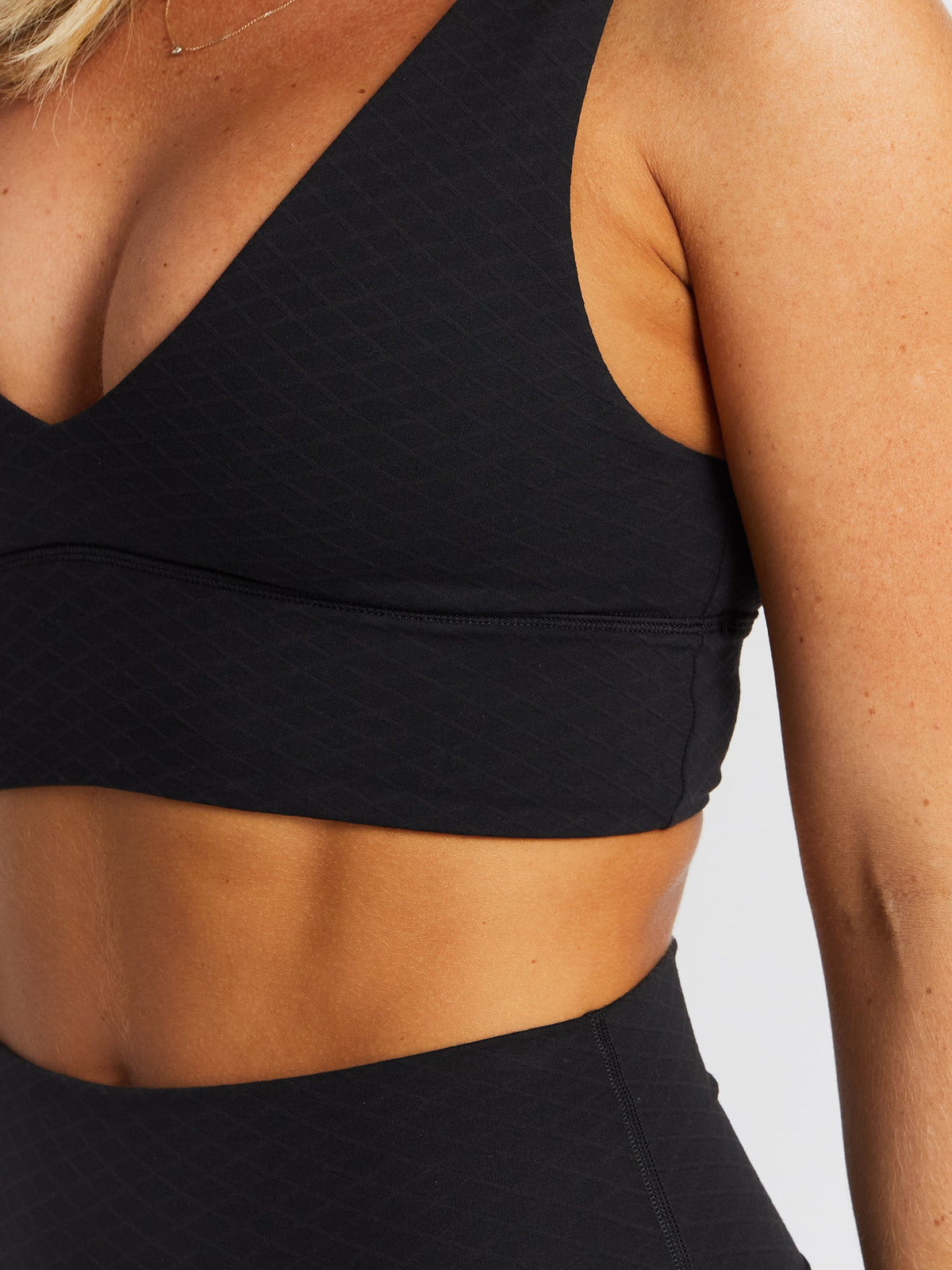 Align V-Neck Bra PBCH