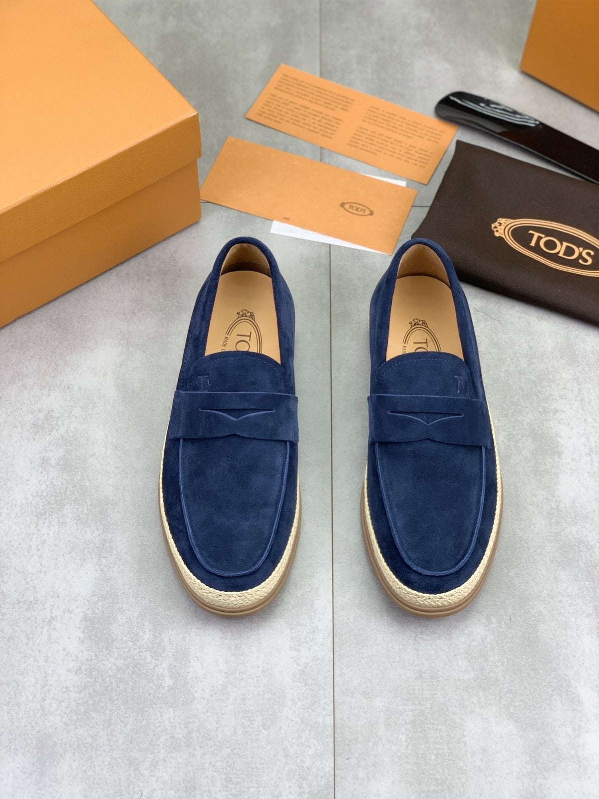 TOD'S Men's Raffia-Trim Loafers
