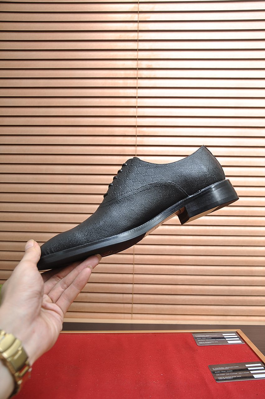 Gucci Textured-Panel Lace-Up Dress Shoes