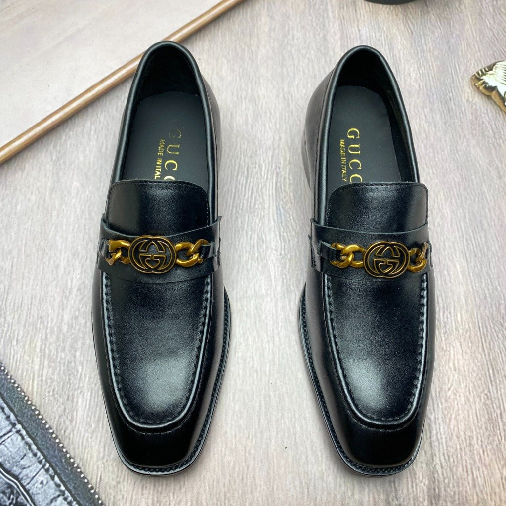 GUCCI Black Gold-Tone Hardware Loafers