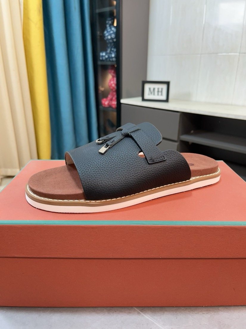 Loro Piana Textured Slide Sandals