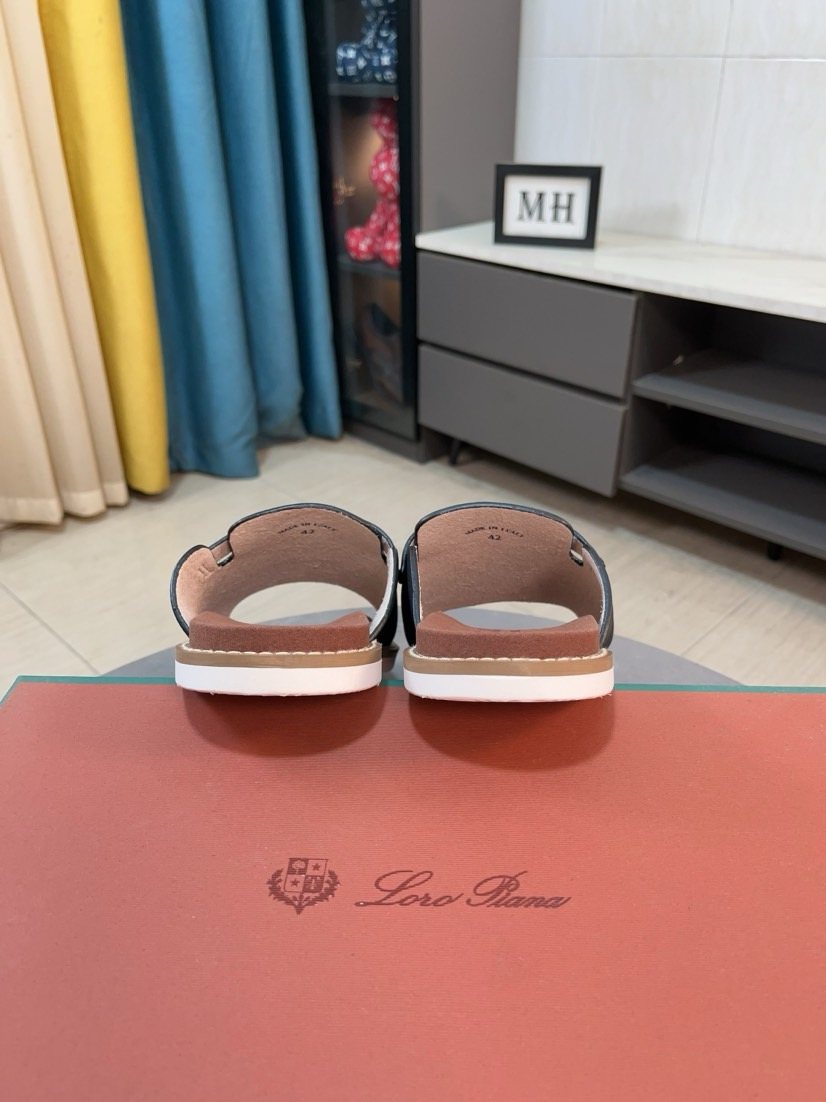 Loro Piana Textured Slide Sandals