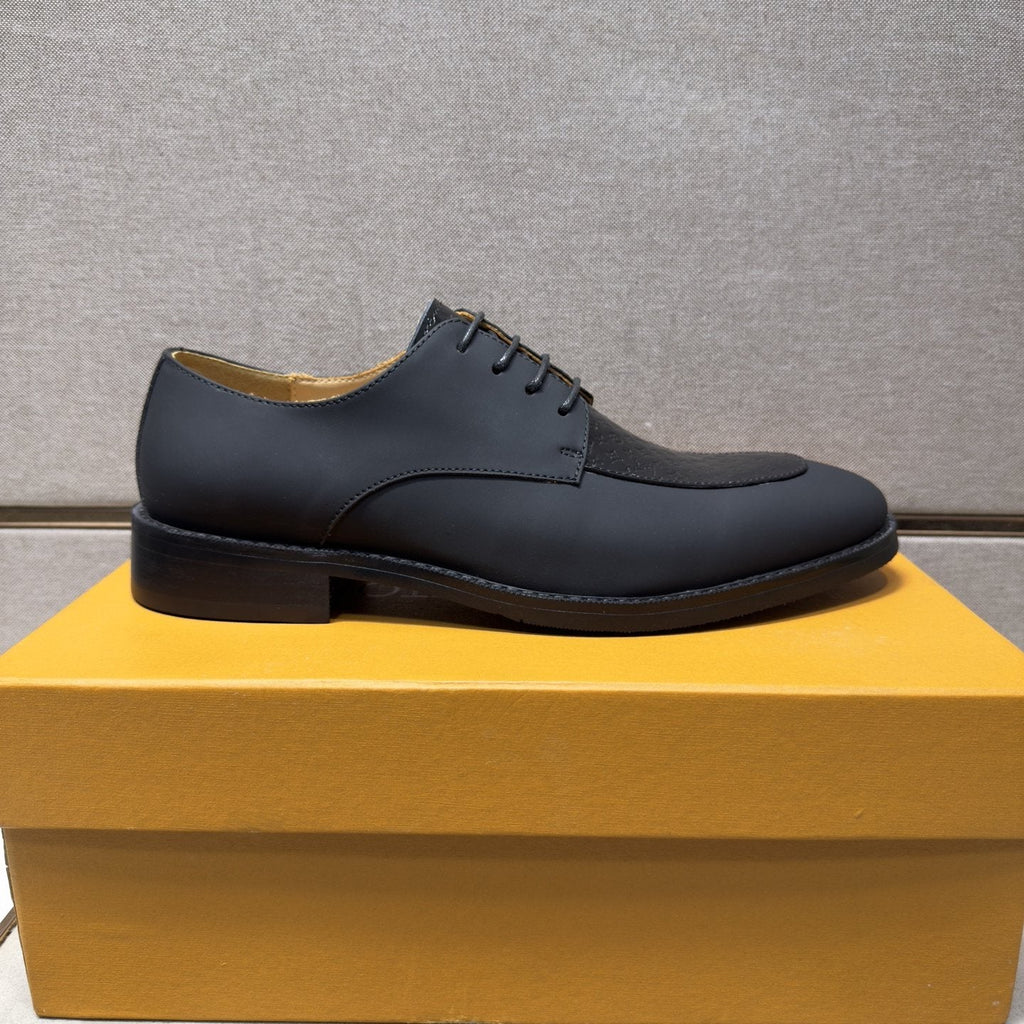 Louis Vuitton Textured Vamp Lace-Up Dress Shoes